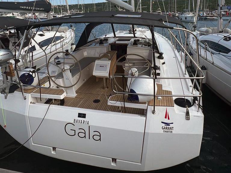 Photo #1 - Bavaria C42 (GALA) en Marina Punat - 21603
