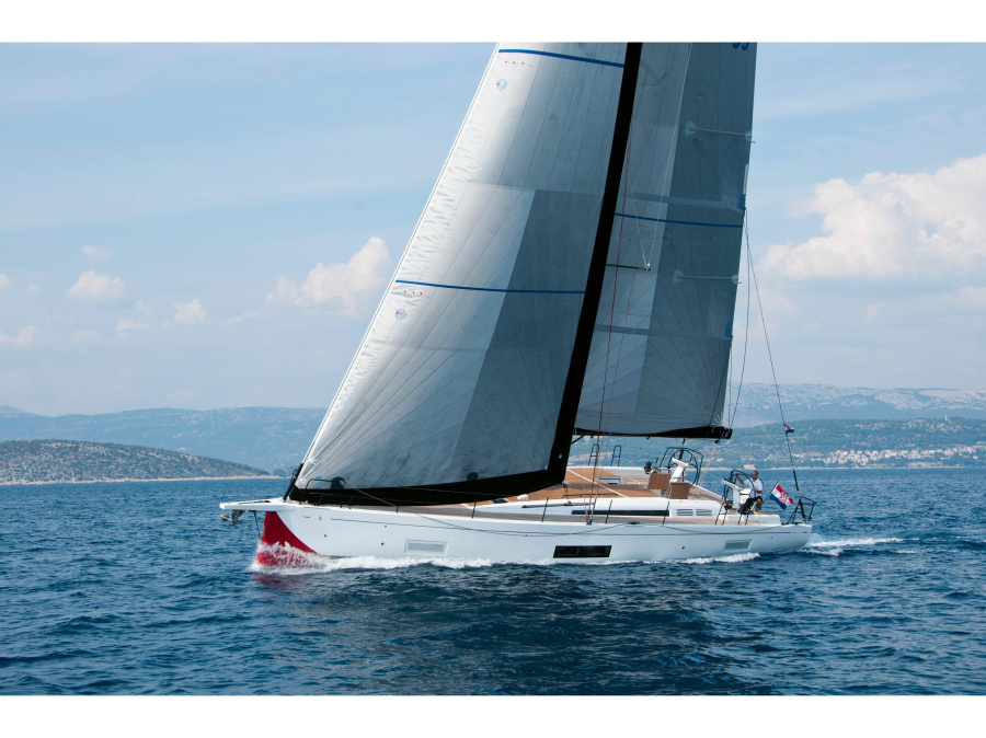 Photo #1 - First Yacht 53 (ZENITH) en ACI Marina - 14004