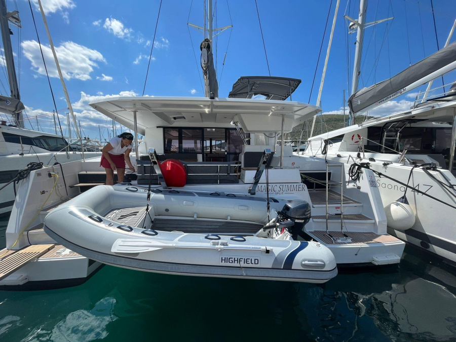Photo #1 - Astréa 42 (MAGIC SUMMER) in Marina Baotić - 16029