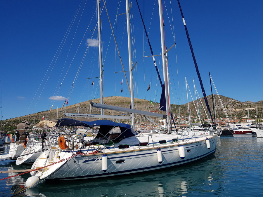 Photo #1 - Bavaria 50 Cruiser (Led Zeppelin) en Port - 21702
