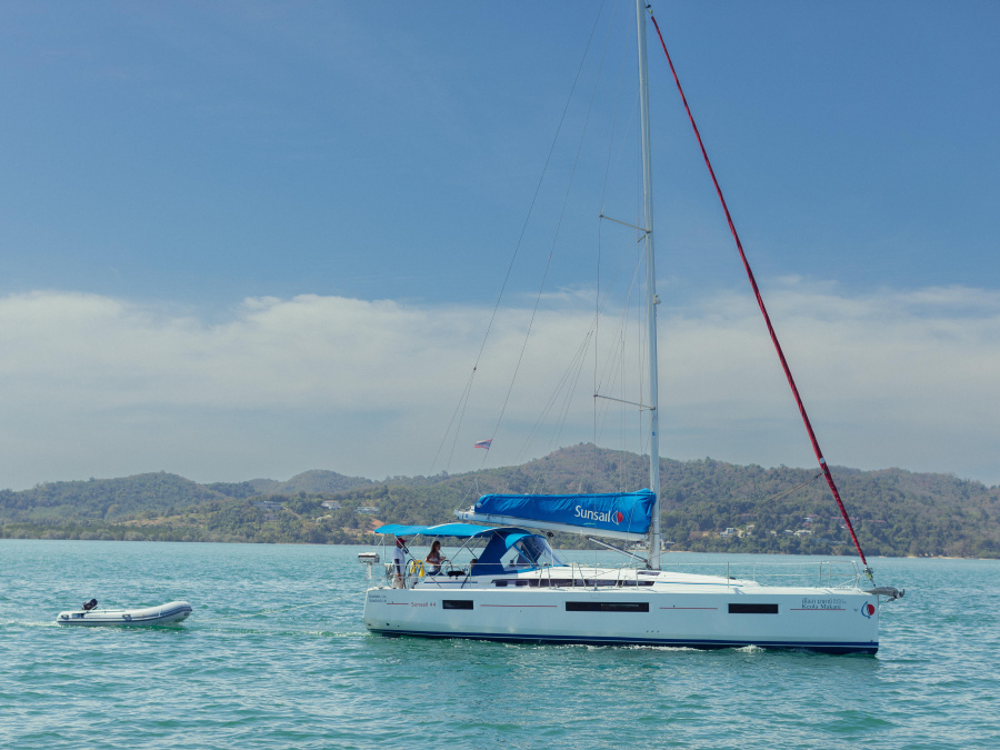 Photo #1 - Sun Odyssey 440 (Sun Odyssey 440) en Marina Zeas - 13261