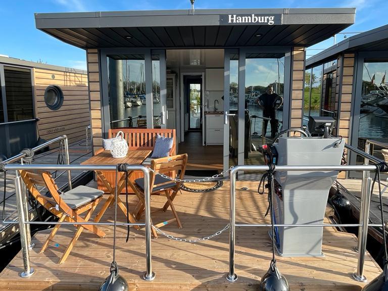 Photo #1 - Houseboat (La Marre Plus & Lamre M) (Hamburg) in Jachthaven De Spaanjerd - 21760