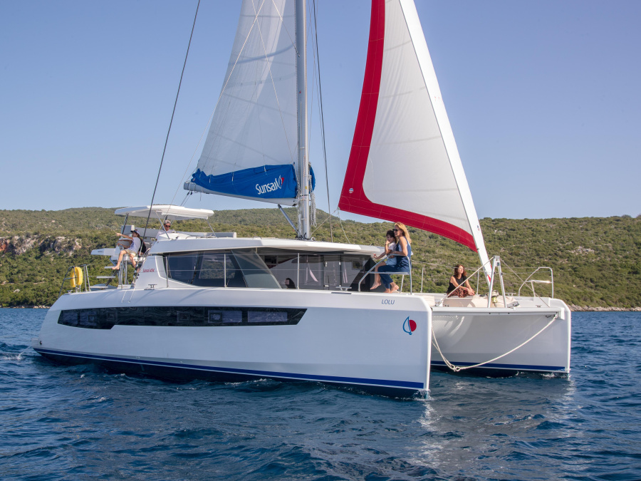 Photo #1 - Leopard 45 (Leopard 45) in Wickhams Cay II Marina - 17673