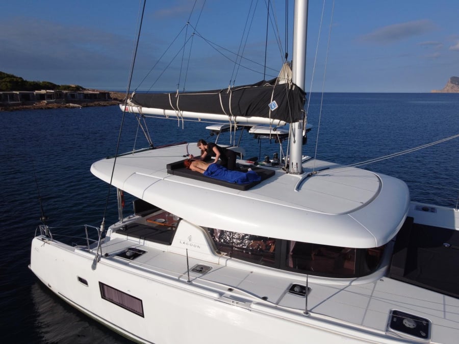 Photo #1 - Lagoon 42 (Pascal) in  - 21796