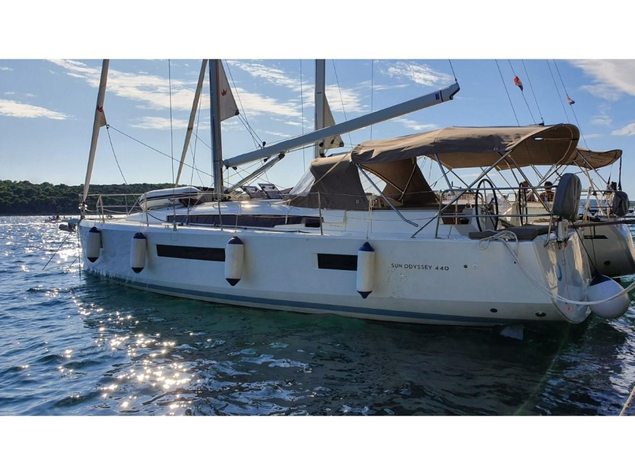 Photo #1 - Sun Odyssey 440 (XOXO) in ACI Marina - 12549