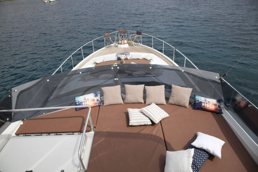 Ferretti - 1