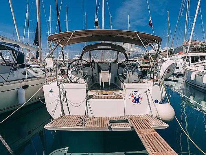 Photo #1 - Sun Odyssey 419 (Sicc) in Marina Kaštela - 23321