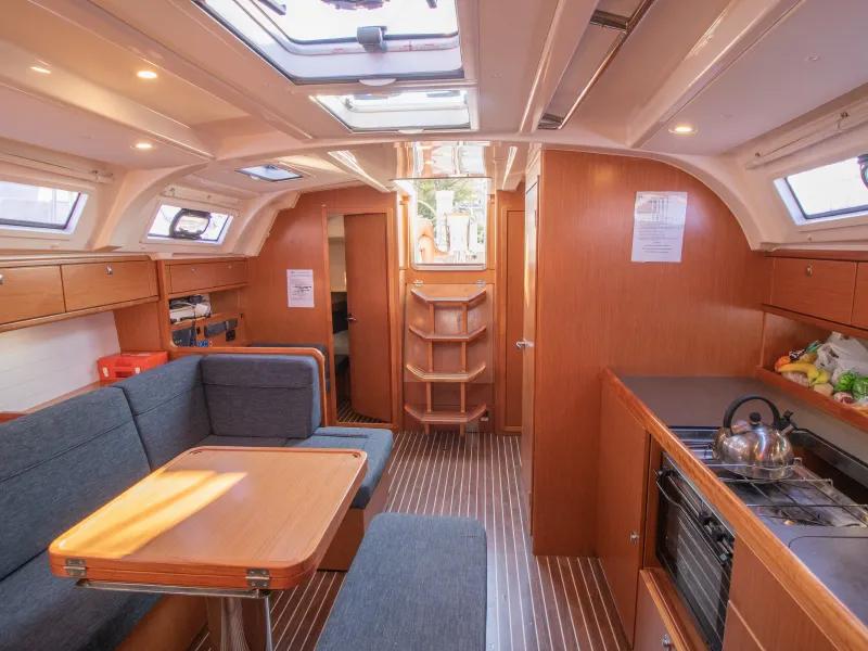 Interior image - 1