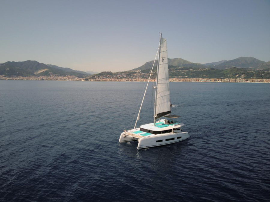 Photo #1 - Dufour Catamaran 48 5c+5h (FUTURA) in Marina Cala de' Medici - 22006