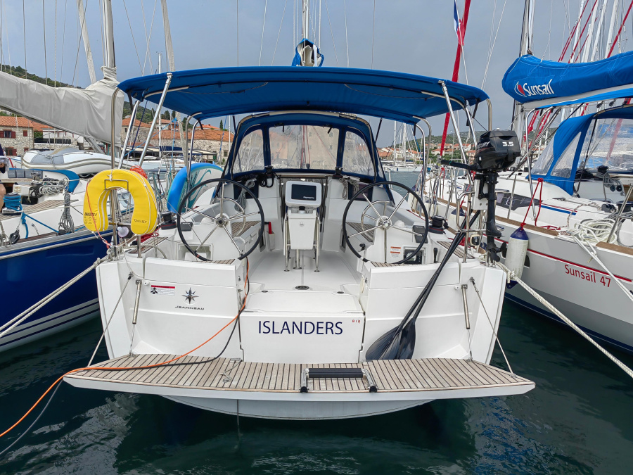 Photo #1 - Sun Odyssey 389 (Islanders) en Mali Lošinj - 21283