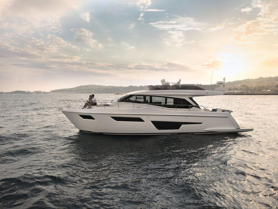 Photo #1 - Ferretti 500 (Roch Antonio) in Marina Lav - 22134