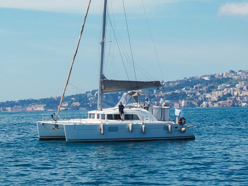 Photo #1 - Lagoon 440 (Marlin) in Darsena Acton - 22199