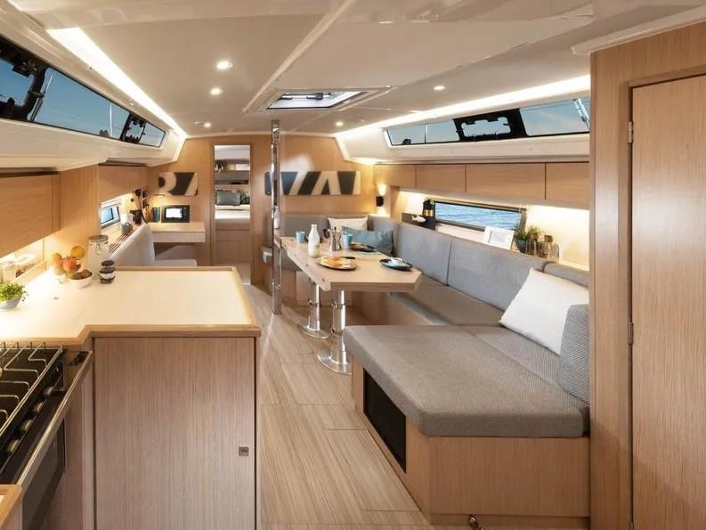 Interior image - 2