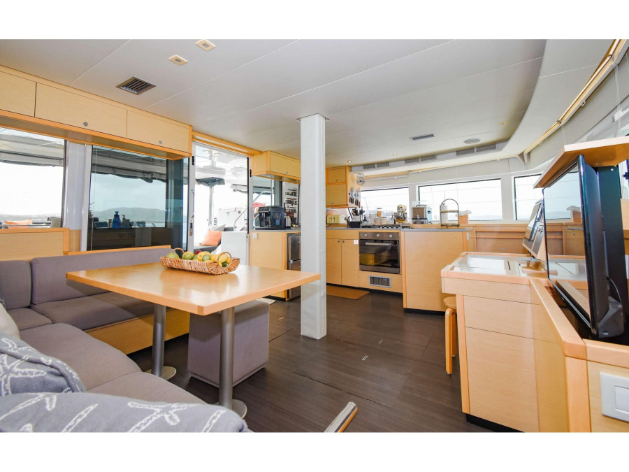 Interior image - 2