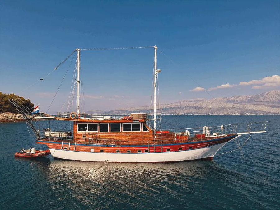 Photo #1 - Gulet Trebenna (Trebenna) en Port of / East Harbour - 22437