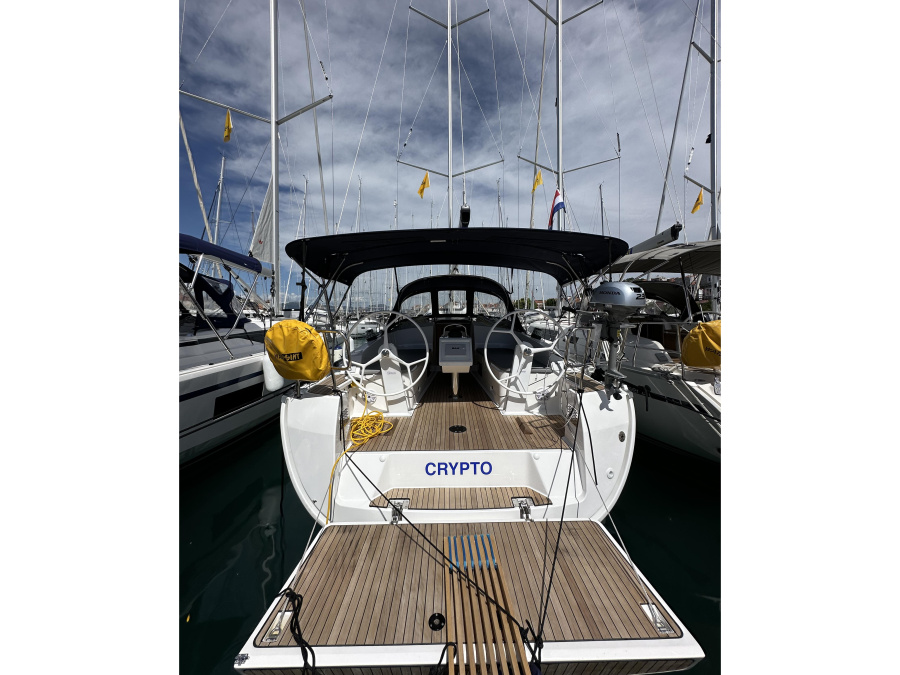 Photo #1 - Bavaria Cruiser 37 (Crypto) en ACI Marina - 17826