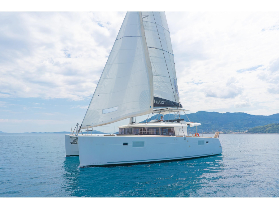 Photo #1 - Lagoon 450 Fly A/C & GEN (Thoe) en Marina - 24050