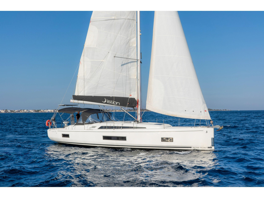 Photo #1 - Oceanis 46.1 (5/3) (Salty Kiss) in Marina - 11348