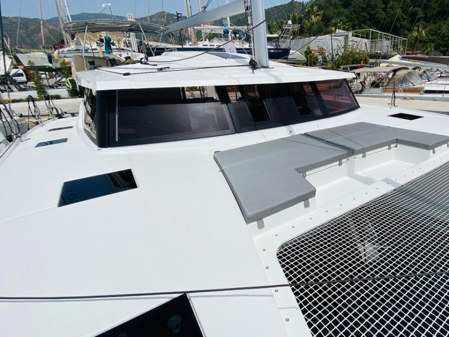 Photo #1 - Astréa 42 (Capella 1) in Yacht Classic Hotel - 22482
