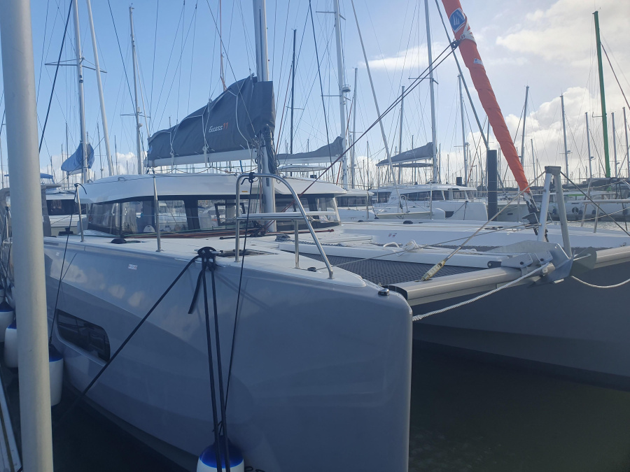 Photo #1 - Excess 11 (HELLENIC BREEZE) in Main Port - 22800