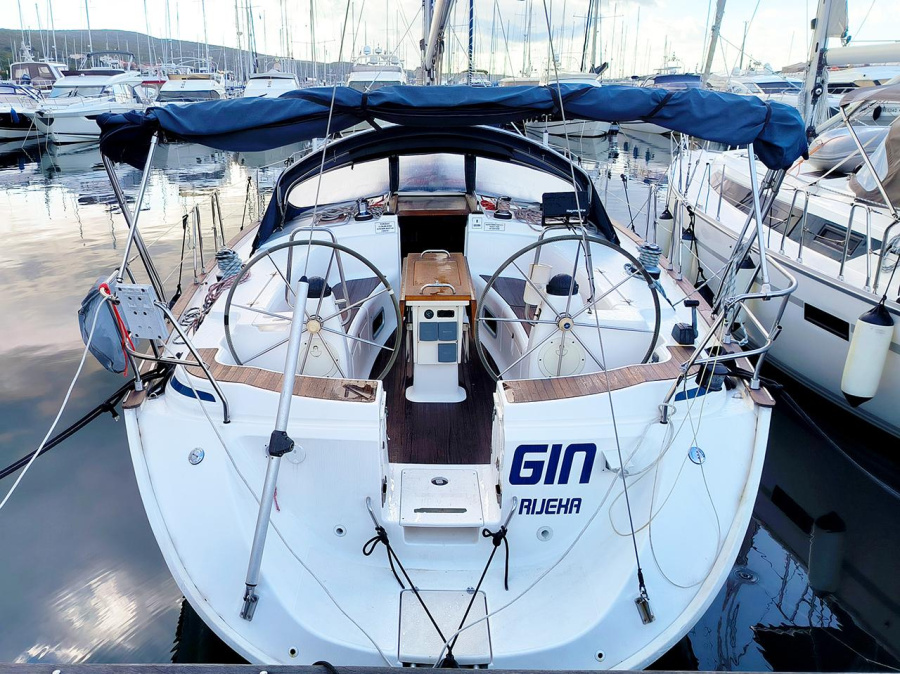 Photo #1 - Bavaria 44 (Gin) in Marina Punat - 22630