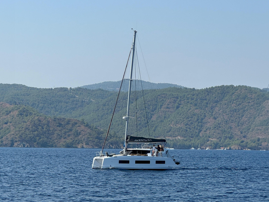 Photo #1 - Aventura 37 (ProntoSail) in port - 20807