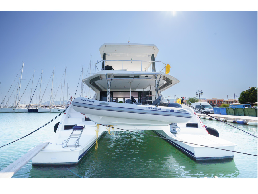 Photo #1 - Leopard 43 PC (Horizon) en Port of Lefkas - 22315
