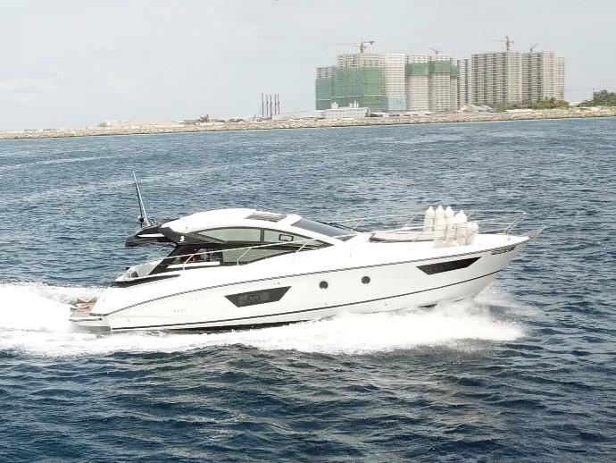 Photo #1 - Beneteau GT40 (Island Cruise) in Malé - 22861
