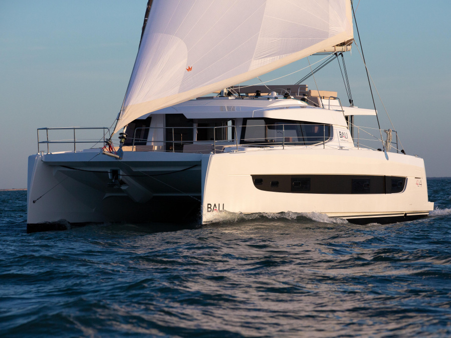 Photo #1 - Bali 4.4 (Esmeralda) in  - 22874