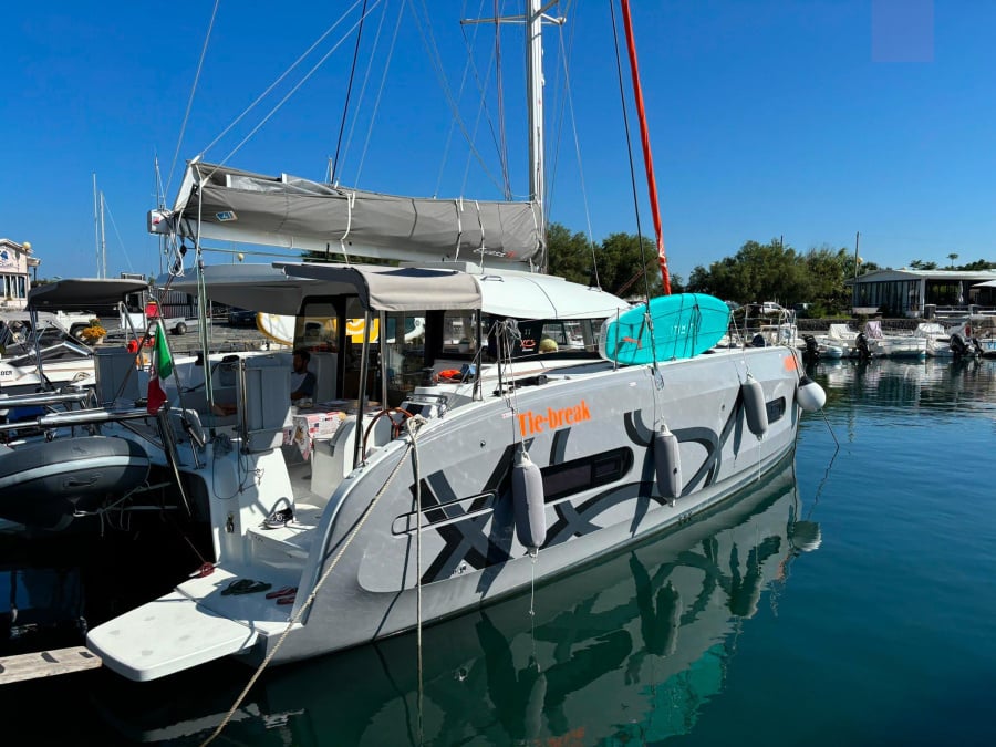 Photo #1 - Excess 11 (Tie Break) in Marina Chiaiolella - 22911