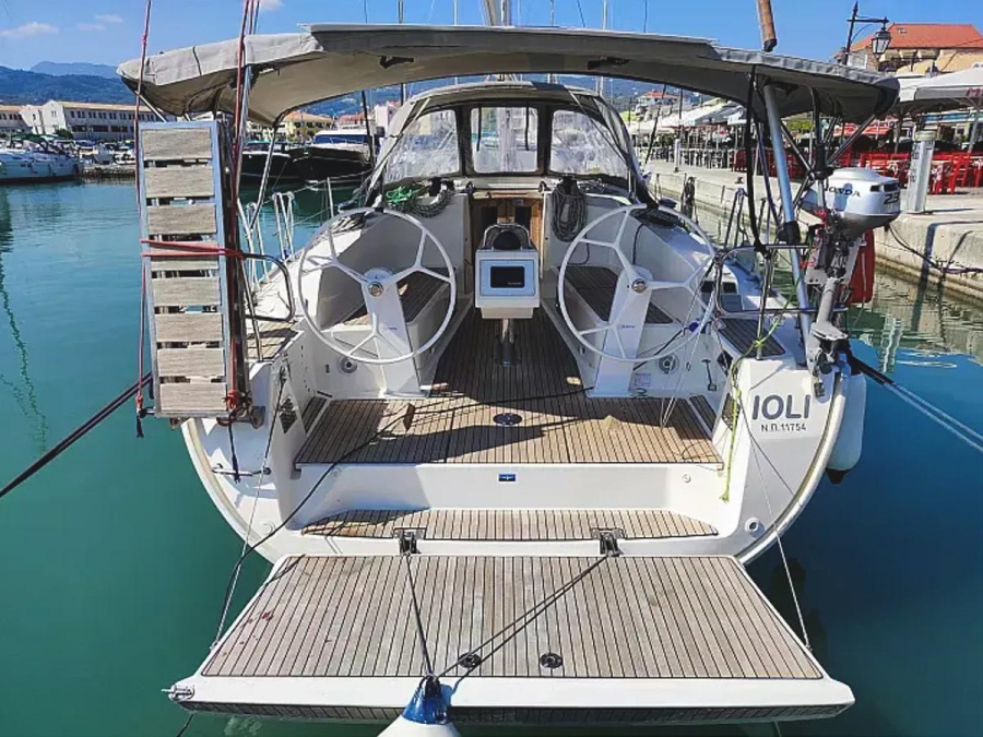 Photo #1 - Bavaria 41 Cruiser (Ioli) en Port of Lefkas - 22937