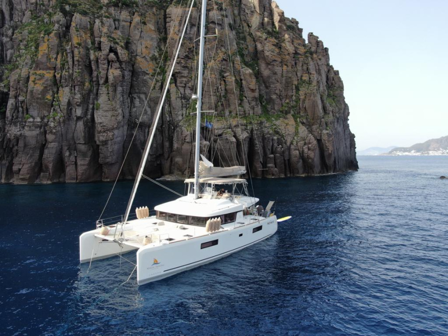 Photo #1 - Lagoon 52F (SAILUXE - Samoa) in Marina - 22941