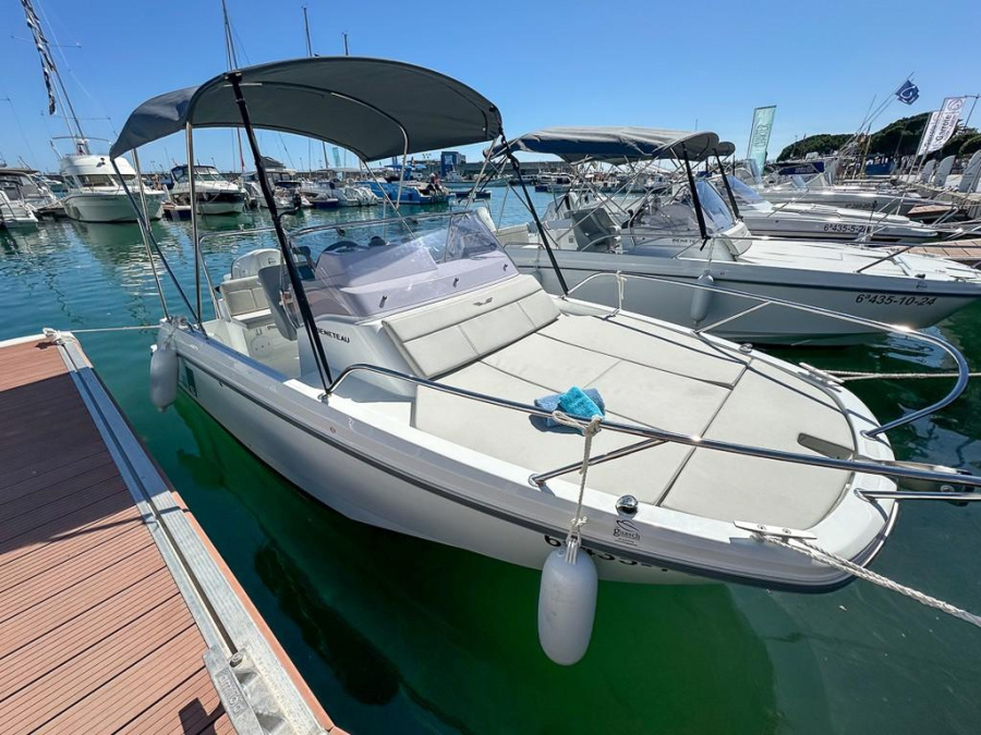 Photo #1 - Beneteau Flyer 6 Sundeck (PONENT) en Marina - 22968