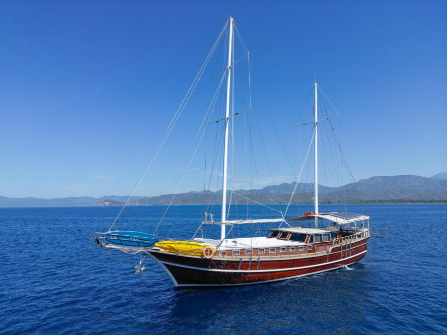 Photo #1 - Gulet (Pronto White) in port - 18510