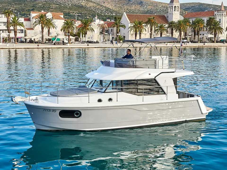 Photo #1 - Swift Trawler 30 (Odysseus) in ACI Marina - 23117