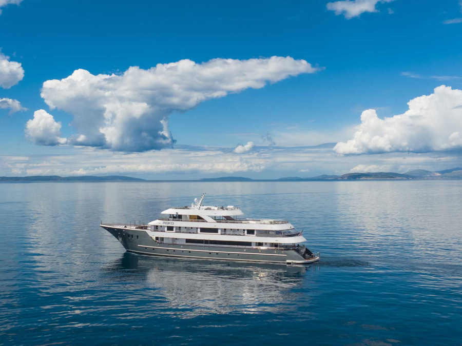 Photo #1 - Luxury Motor Yacht (Roko) in Port of / East Harbour - 21159