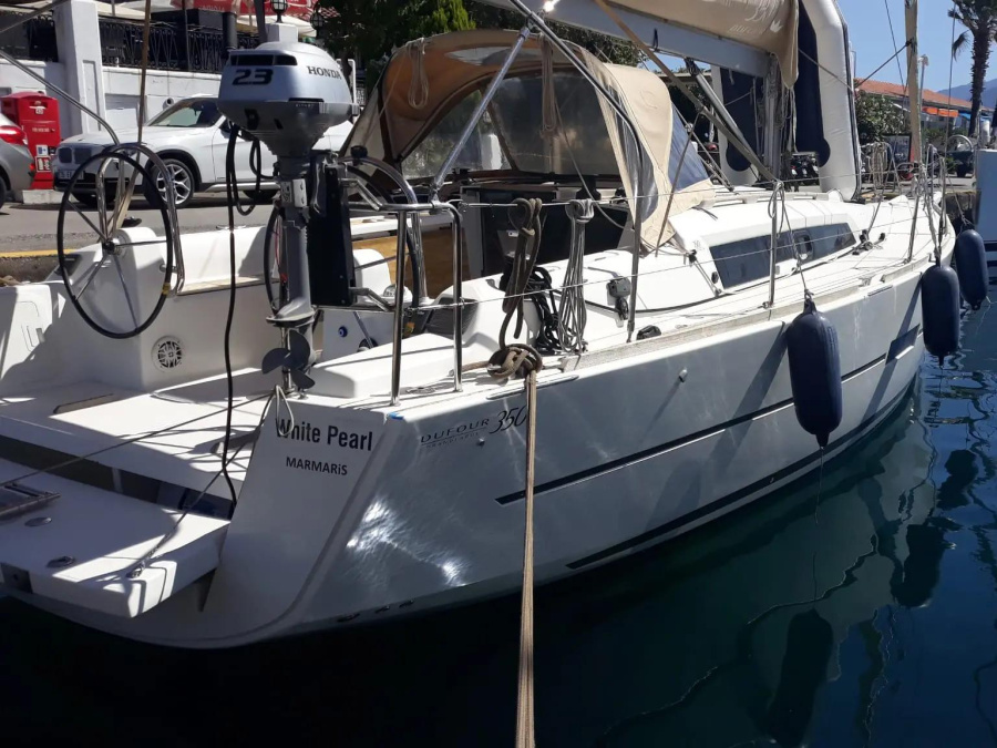 Photo #1 - Dufour 350 Grand Large (White Pearl) in Netsel Marina - 23151