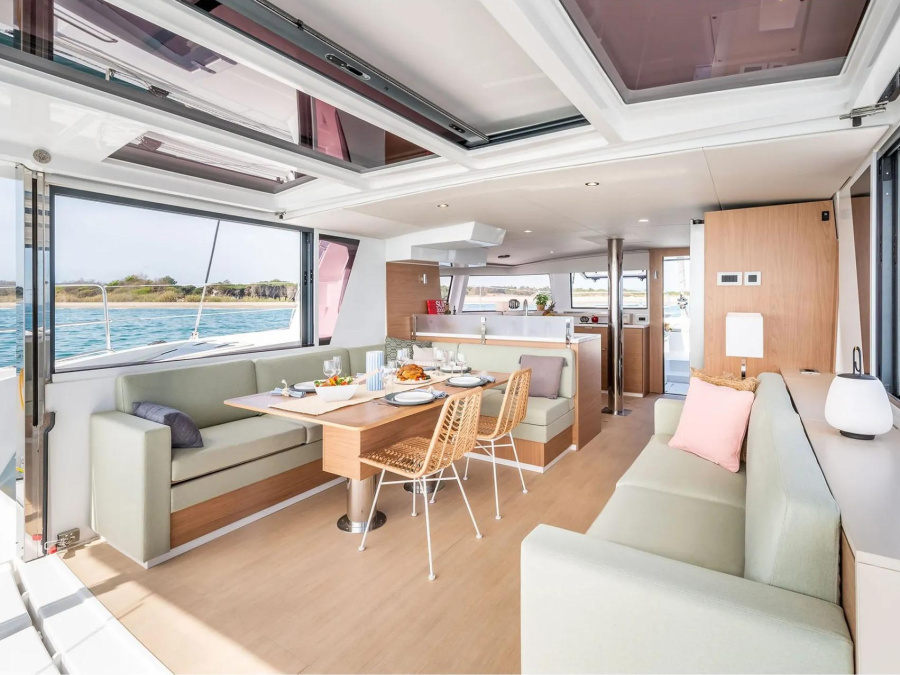 Interior image - 2