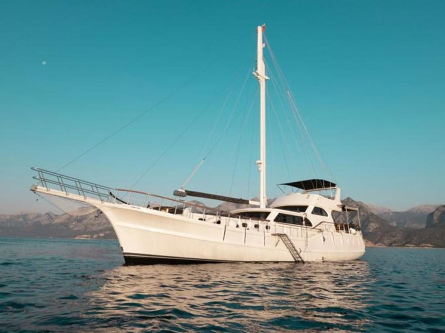 Photo #1 - Motorsailer (Ozde 1) in Göcek Mucev Marina - 23238
