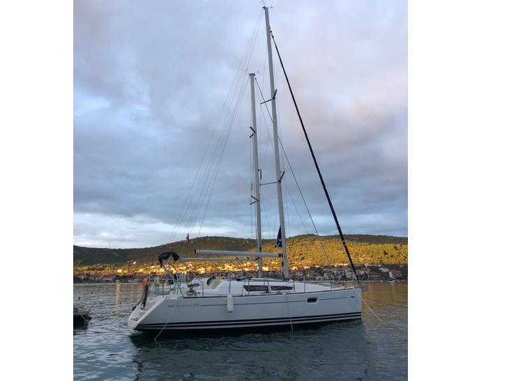 Photo #1 - Sun Odyssey 36i (Mala) en Vinišće - 23277