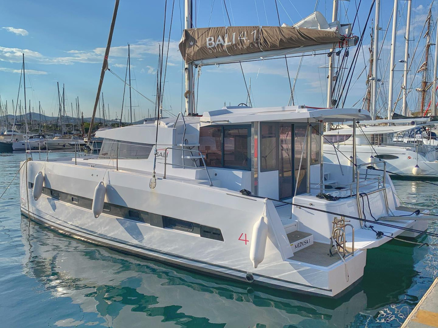 Photo #1 - Bali 4.1 (Medusa I) in Port of Lefkas - 23185
