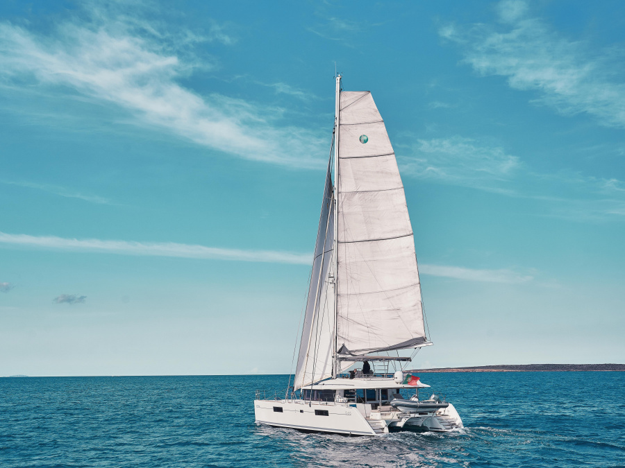 Photo #1 - Lagoon 560 S2 FULL EQUIPE LUXE (Baltsar) in  - 17808