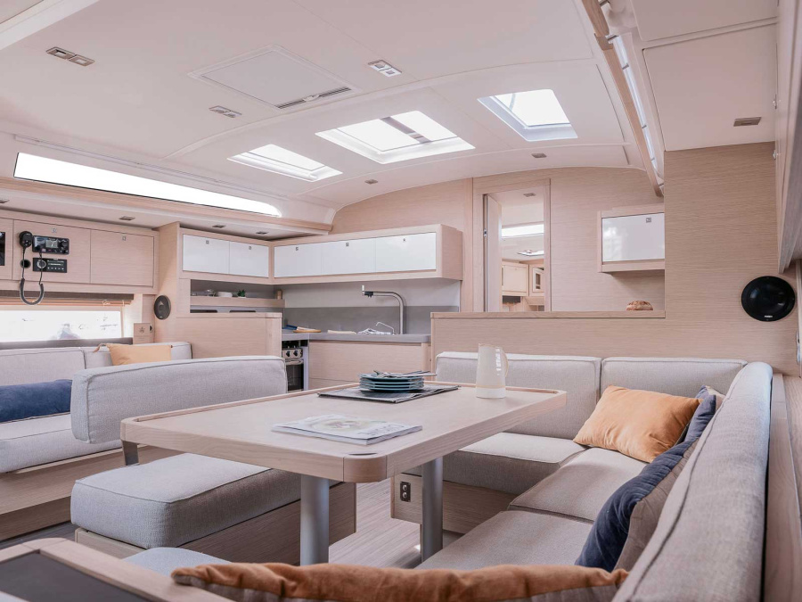 Interior image - 1