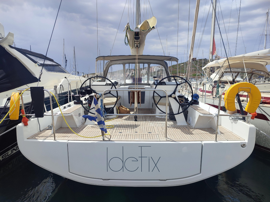 Photo #1 - First 44 (Idefix) in Olympic Marina - 19892