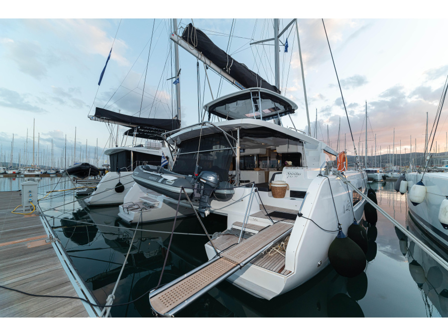 Photo #1 - Lagoon 46-12pax (Spiritus) en Port of Lefkas - 20357