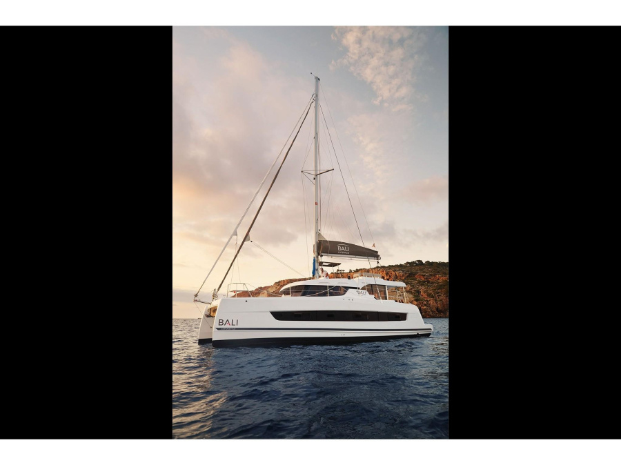 Photo #1 - Bali Catspace (Kos 40) en Main Port - 23712
