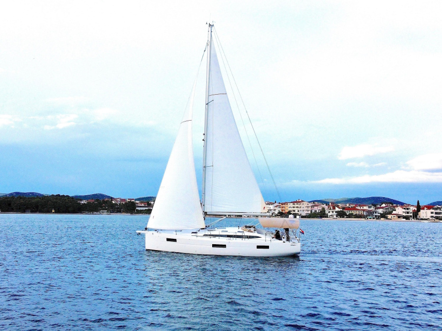Photo #1 - Elan Impression 45 (AURA) en Marina - 61289