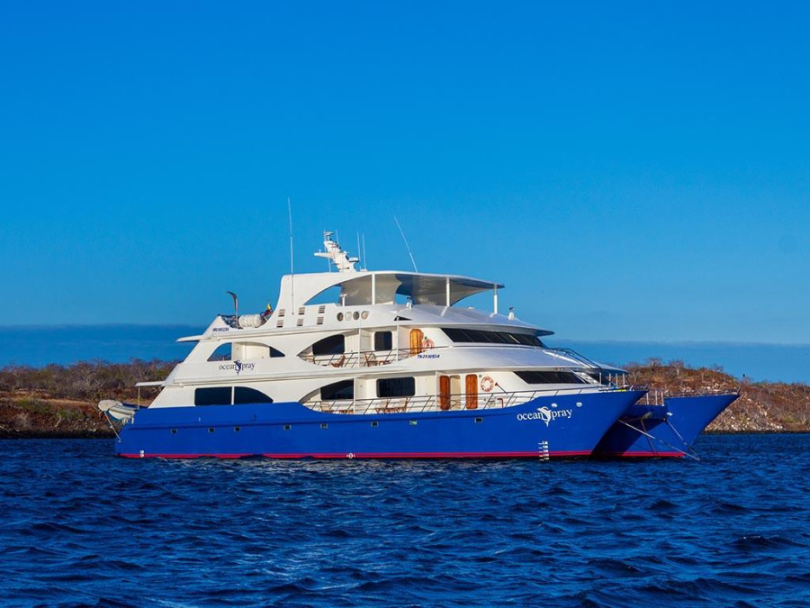 Photo #1 - Power Cat - Ocean Spray (Ocean Spray) in Baltra - 61612