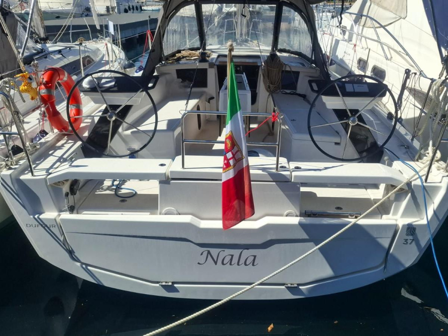 Photo #1 - Dufour 37 (Nala) en Marina - 23253