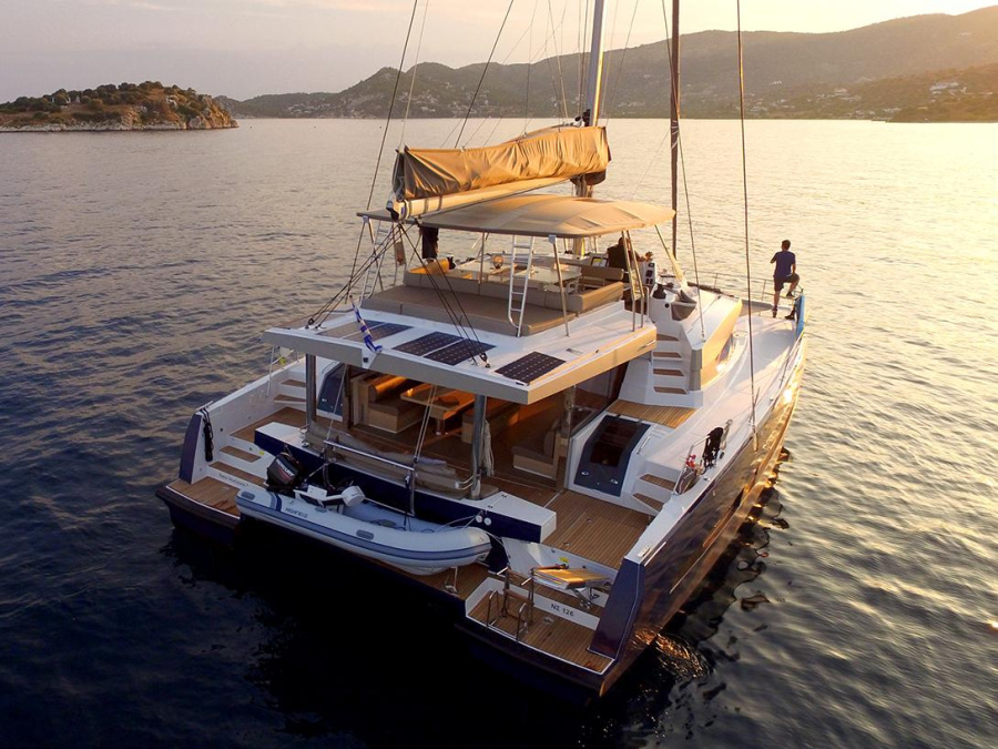 Photo #1 - Bali 5.4 (New Horizons 3) in Alimos Marina - 61329